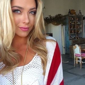 Meet your Posher, Janessa